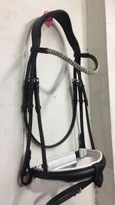 บังเหียนคุณภาพเยี่ยมพร้อมแผ่นรองจมูกแบบนุ่มพิเศษและบุนีโอพรีนด้านใน มีให้เลือกหลายสี - Product Image 3