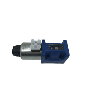 Vanne solénoïde Rexroth 4WE10D5X/EG220N9K4/M, type inverseur, commande hydraulique pour l'industrie chimique - Product Image 1