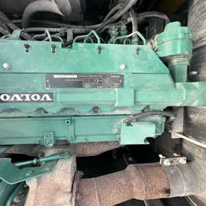 Pelleteuse rétrocaveuse sur chenilles hydraulique moyenne Volvo EC240 de 24 tonnes d'occasion de Corée terrassement chez Competitive Harga - Product Image 5