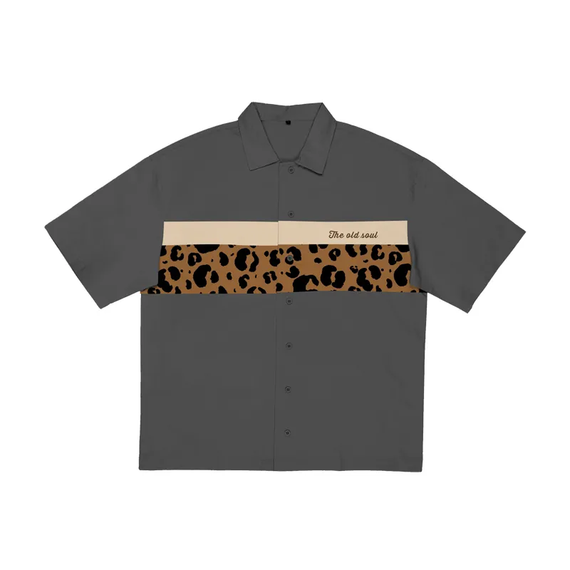 Großhandel für neue Hemden für Herren lässige Farbe Blockierung Patchwork mit Leopardendruck Stickerei Revers Kurzarmhemden