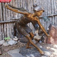 Sculpture YOUFINE grandeur nature en bronze antique de ballerine, statue métallique de danseuse érigeant sa jupe tutu, pour la décoration de la plage, de la place publique ou du parc