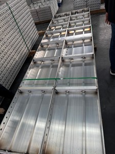 Panel de Encofrado de Aluminio para Muros y Losas de Hormigón, Reutilizable, Diseño Industrial - Product Image 2