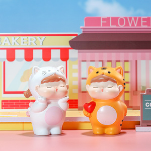 Yu Mo Craft Mua <b>Sweet</b> Theater Resin Figurine 8 Piece Set Cartoon Couple Desktop Ornament Gift Home Decoration - Product Image 4