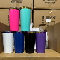 Mug de voyage réutilisable en acier inoxydable à double paroi de 20 oz plaqué arc-en-ciel avec couvercle pour gravure au laser