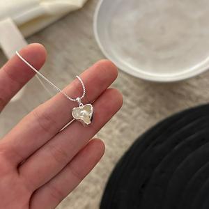 S925 Pure Silver <b>Butterfly</b> Necklace Pearl Set Chain Vintage Elegant Temperament <b>Light</b> Luxury Niche Fashion Pendants Charms - Product Image 4