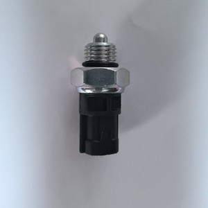 Interruptor de luz de reversa 37610-88D80 para pieza de repuesto de automóvil Suzuki - Product Image 2