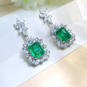 Orecchini Pendenti E2875 con Gemma Verde, Classici a Forma di Fiore, con Cristalli e Strass, Gioielli da Sposa in Lega con Montatura a Griffe - Product Image 3