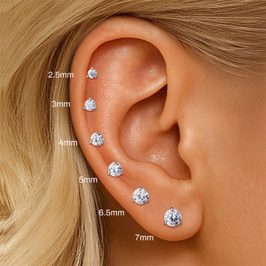 Piercing de Plata de Ley S925 con Moissanita y Rosca Plana, Estilo Único para Mujer y Hombre - Product Image 1