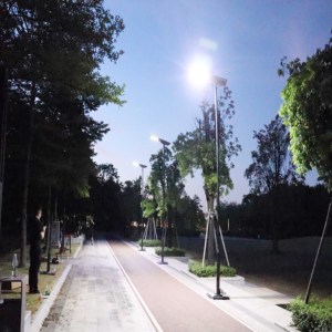 ไฟถนนโซลาร์เซลล์ 4G ความสว่างสูง ไฟ LED สำหรับภายนอกอาคาร ตั้งแต่ค่ำถึงเช้า ไฟถนนโซลาร์เซลล์ LED สำหรับถนน สวน และสนาม - Product Image 6