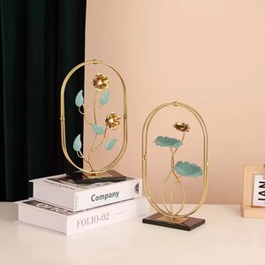 เครื่องประดับตั้งโต๊ะรูปใบบัวเหล็ก - ดีไซน์หรูหรา ของขวัญปีใหม่จีนสำหรับตกแต่งบ้านและสำนักงาน - Product Image 2