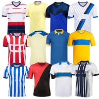 Maillots de football personnalisés, versions joueur, versions supporter, vente en gros de maillots de football, usine de maillots de clubs et d'équipes nationales.