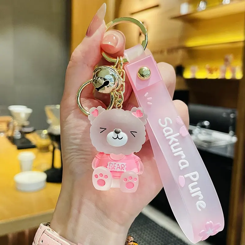 High Quality Wholesale Cute Cartoon Bear Resin Crystal Cute Key Chain For Gift