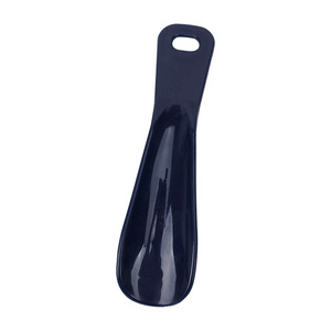 Calzador de Plástico Yingte, Estilo Corto, Pequeño y Portátil para Uso Doméstico, Ayuda para Calzarse Zapatos - Product Image 2