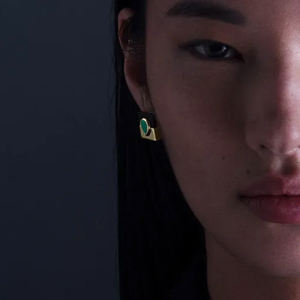 ต่างหูสตั๊ดกลมรูปวงรีสีเขียวทำจากสเตนเลสสตีลชุบทอง18K สำหรับ E251762ต่างหูผู้หญิงงานตามสั่ง - Product Image 5