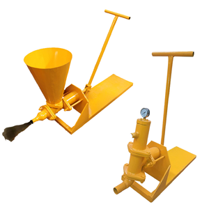 Pompe à coulis manuelle jaune, pompe à béton à commande manuelle avec manomètre et alimentation par entonnoir - Product Image 1