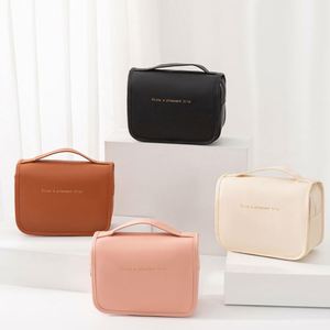 Trousse de Toilette de Voyage Pliable de Luxe pour Maquillage et Parfums – Organisateur Suspendu pour Cosmétiques - Product Image 3