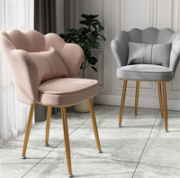 Chaises de jeu pour filles, chaises confortables avec pieds en métal, coussin de taille décontracté, canapé Ofa style nuage, canapé incurvé