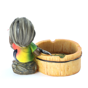 Design personalizzato all'ingrosso arti esotiche che assorbono il fumo stampa stampata fatta fumatori posacenere in resina per erbe - Product Image 4