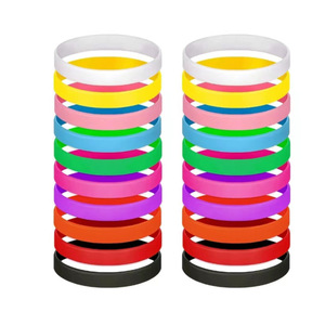 Bracelets en silicone avec lettres en relief imperméables pour une utilisation promotionnelle - Cadeaux promotionnels originaux - Product Image 4
