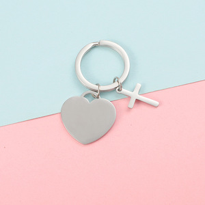 Porte-clés en forme de cœur avec croix, en alliage de zinc, breloque religieuse, cadeau de Saint-Valentin, anneau porte-clés en métal, argent, or, or rose - Product Image 5