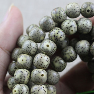 Perles de graines de Bodhi de Hainan, 108 pièces, chapelet bouddhiste vert à peau foncée pour hommes et femmes, bijoux de collection - Product Image 1