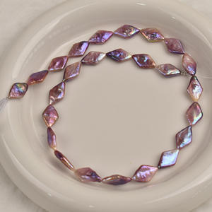 Collier en perles d'eau douce naturelles de style baroque en forme de diamant, bijoux semi-finis de couleur violette, vente en gros - Product Image 3