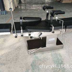 Mesa de Operaciones Eléctrica Xinyuchen Yc-D2 1405*725*885mm para Departamentos Quirúrgicos y Urológicos con Freno de Pie - Product Image 4