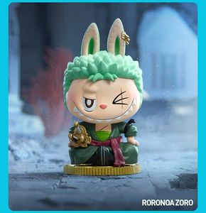 <span class=keywords><strong>POP</strong></span> Mart 100% Originale Autentico The Monsters Serie <span class=keywords><strong>One</strong></span> <span class=keywords><strong>Piece</strong></span> Labubu Blind Box Action Figure alla Moda Giocattoli Carini Scatola Misteriosa a Sorpresa - Product Image 3