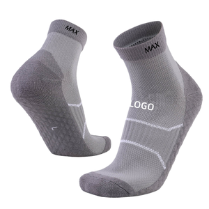 Calcetines Deportivos Antideslizantes de Algodón para Hombre con Logotipo Personalizado, Calcetines Transpirables y Elásticos para <span class=keywords><strong>Baloncesto</strong></span> y Fútbol con Logotipo Bordado - Product Image 1