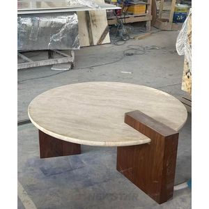 طاولة قهوة فاخرة من الترافرتين بسطح حجري طبيعي مستدير وقاعدة خشبية لمساحات المعيشة الراقية - Product Image 2