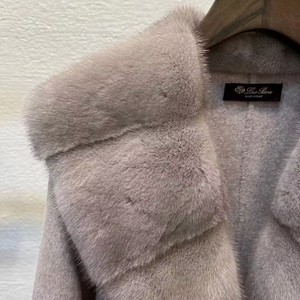<span class=keywords><strong>Cappotto</strong></span> da <span class=keywords><strong>Donna</strong></span> in Cachemire e Lana con Collo e Polsini in Vera Pelliccia di <span class=keywords><strong>Visone</strong></span> Cina - Product Image 6