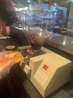 Máquina automática de inyección de gelatina para relleno de donuts, máquina para hacer donuts a pequeña escala, unidad compacta de inyección de gelatina