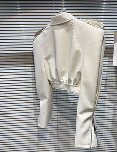 Nuovo stile Cool autunno inverno pelle <span class=keywords><strong>moto</strong></span> corta Bomber corto <span class=keywords><strong>giacca</strong></span> da donna con spallina manica lunga cappotto da donna - Product Image 5