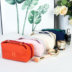 Bolsa de maquillaje portátil para mujer, estuche de cosméticos de viaje con cremallera, opciones multicolor, tamaño pequeño, diseño elegante - Product Image 2