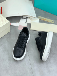 Alexander Sole - Zapatos Deportivos con Plataforma, Modernos y a la Moda, Parte Superior de Cuero Vacuno Blanco Brillante, Estilo Minimalista Mc Queen, Plataforma Gruesa - Product Image 3