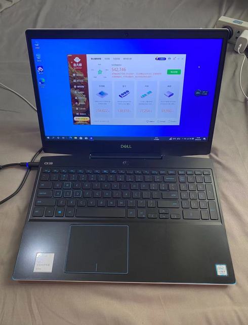 D-ell G3 3590 9th Gen Intel I7 8GB RAM 128G SSD 500G HDD GTX1660Ti 6G 15.6-Inch FHD 144Hz Win 11 English RGB Backlit GDDR6