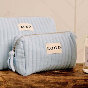 Pochette de maquillage personnalisée avec logo, pour femmes, mignonne, petite, de voyage, en coton biologique doux, en velours matelassé, avec fermeture éclair, grande taille - Product Image 6