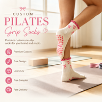 Chaussettes de yoga et de Pilates tricotées antidérapantes pour femmes, avec logo personnalisé OEM, faible MOQ, à volants et à grip, idéales pour le fitness et le yoga en intérieur