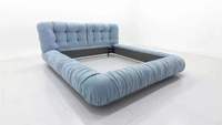 Lit double en forme de haricot moderne italien Chambre à coucher gonflée, confortable, minimaliste, intérieure, villa, crème, nuageux, lit king size-Lits rembourrés