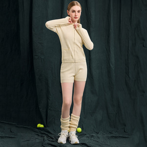 Conjunto Deportivo de Dos Piezas Tejido para Mujer SUHE WST-002, Traje Deportivo de Color Sólido en Azul, Blanco, Albaricoque y Negro - Product Image 6