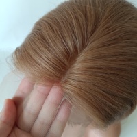 En stock, vente en gros : Topper capillaire invisible en cheveux humains européens 100% naturels, base en soie 8x8, 7x8, 6x7, 7x7, avec nœuds invisibles, pour femmes souffrant de perte de cheveux