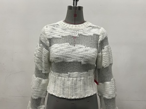 <span class=keywords><strong>Britney</strong></span> – Pull tricoté plat personnalisé pour femme, OEM & ODM, à manches longues, vêtements pour femme, pull en maille moelleuse - Product Image 4