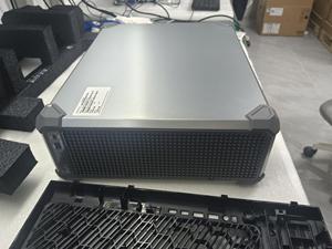Servidor en Torre T160 Compatible con 3 Discos Duros/SSD SAS/SATA de 3.5 Pulgadas, 3 Discos Duros/SSD SAS/SATA de 3.5 Pulgadas + 2 Discos Duros/SSD SAS/SATA de 2.5 Pulgadas - Product Image 1