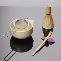 Outils de cérémonie japonais en porcelaine céramique faits à la main avec logo personnalisé ensemble de fouets à matcha de 2 à 7 pièces résistant à la chaleur de qualité alimentaire