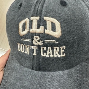 Cappellino da Baseball in Cotone di Alta Qualità Stile Vintage Americano con Ricamo 'OLD <span class=keywords><strong>DON</strong></span>'<span class=keywords><strong>T</strong></span> <span class=keywords><strong>CARE</strong></span>' e Visiera Curva, Unisex per Sport all'Aperto - Product Image 4