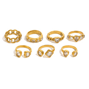 Bague chaîne cœur en zircon cubique, en acier inoxydable plaqué or 18 carats PVD, motif géométrique, pour femme, unique, tendance, chic et mode au quotidien - Product Image 6