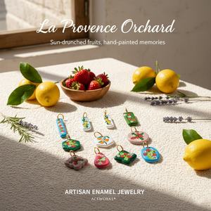 Huerto de la Provenza |   <span class=keywords><strong>Colgante</strong></span> de Acero Inoxidable con Baño de Oro PVD de 18K y Esmalte Pintado a Mano con Diseño de Fruta |   Impermeable y Resistente al Deslustre - Product Image 4