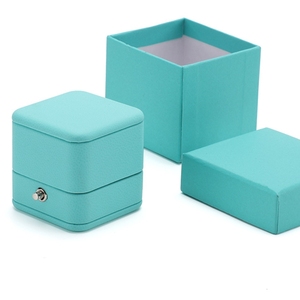 Caja de Joyería de Cuero PU Personalizable al por Mayor, Caja de Joyería Pequeña y Portátil, Exquisita Caja para Anillos - Product Image 4
