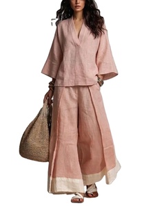Completo <span class=keywords><strong>Donna</strong></span> Primavera-Estate 2026: Camicia con Scollo a V in Stile <span class=keywords><strong>Lino</strong></span> Francese, Maniche Tre Quarti e <span class=keywords><strong>Pantaloni</strong></span> a Gamba Larga Bicolore - Product Image 1