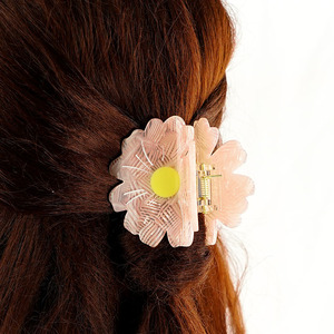 Yiyi 5.8Cm Thanh Lịch Nối Hoa Thiết Kế Tóc Claw Thạch Mini Acetate Tóc Clip Chất Lượng Cao Tùy Chỉnh Claw Clip Phụ Nữ - Product Image 6